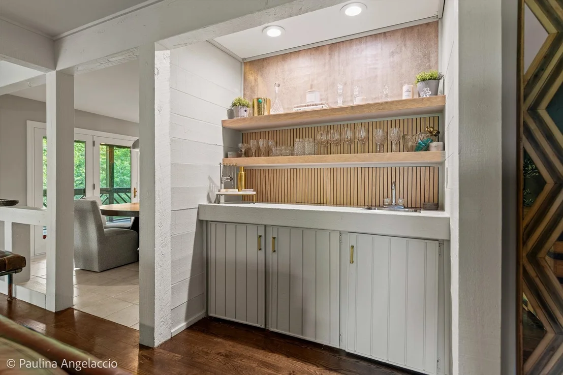 Photo of 255 Indian Trail Road