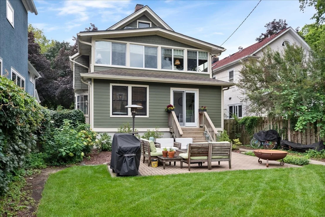 Photo of 1133 Grant Street