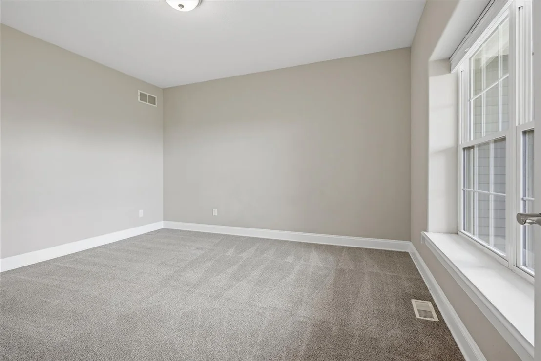 Photo of 2202 Bloomingdale Road