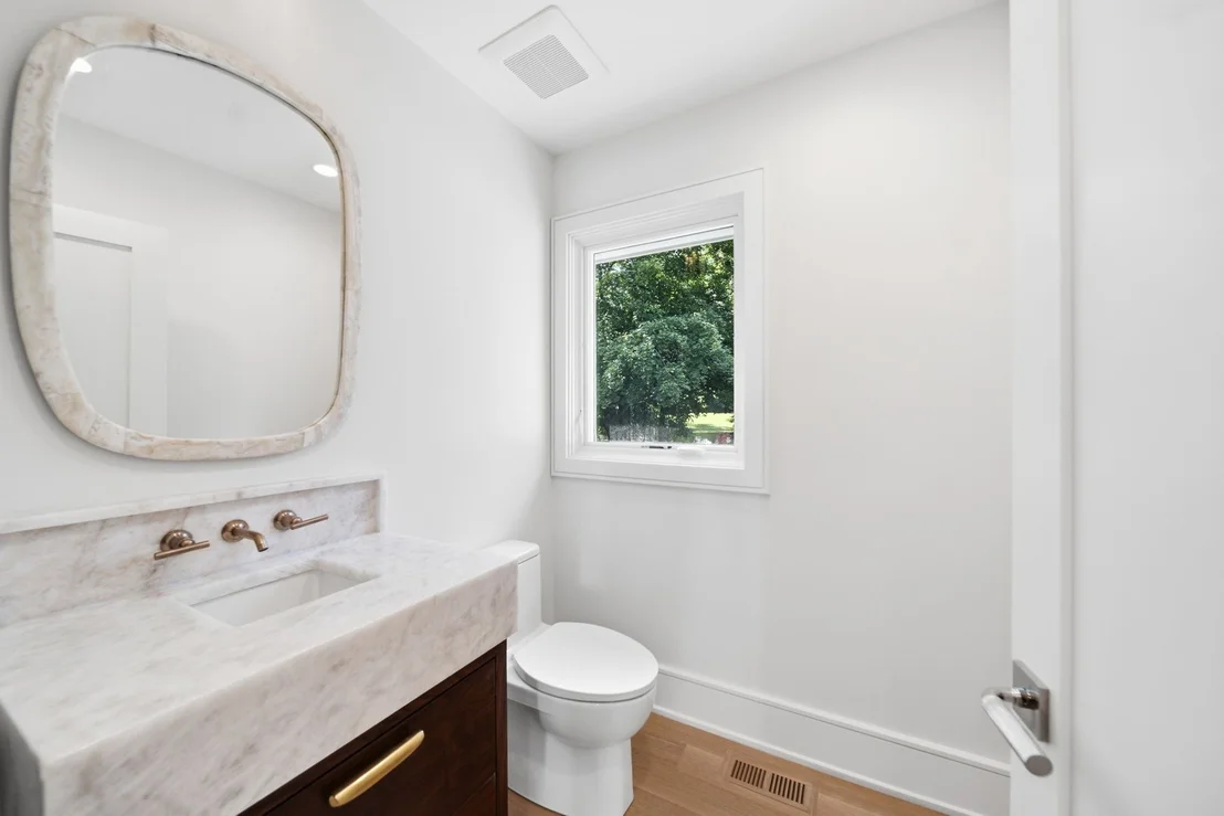 Photo of 1695 Meadow Lane