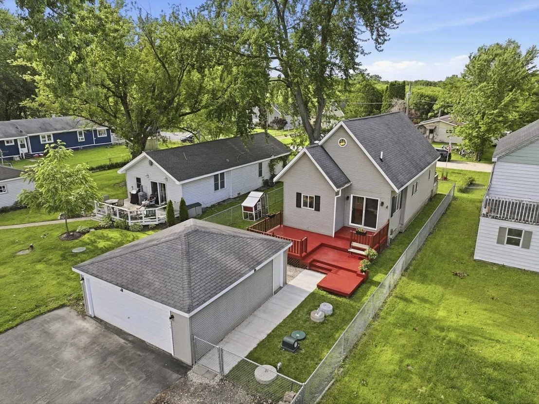 Photo of 1316 Nippersink Drive