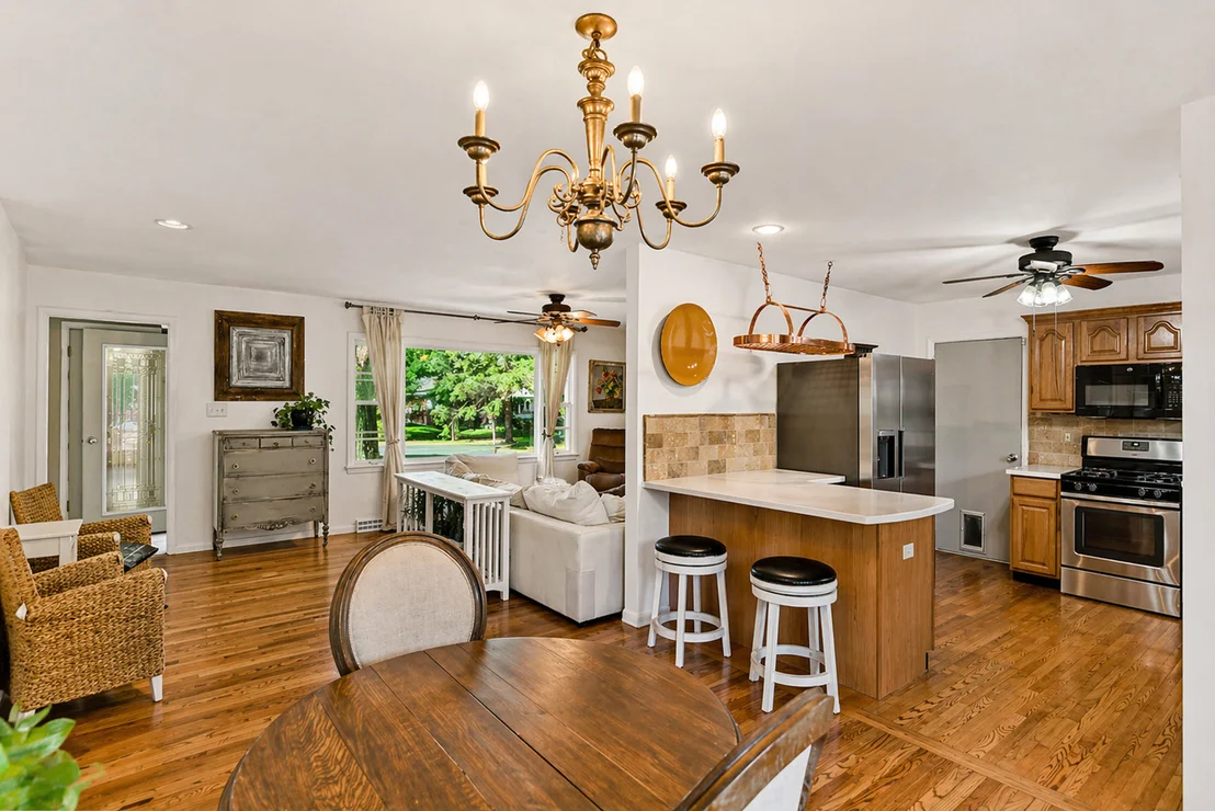 Photo of 405 Thomas Drive