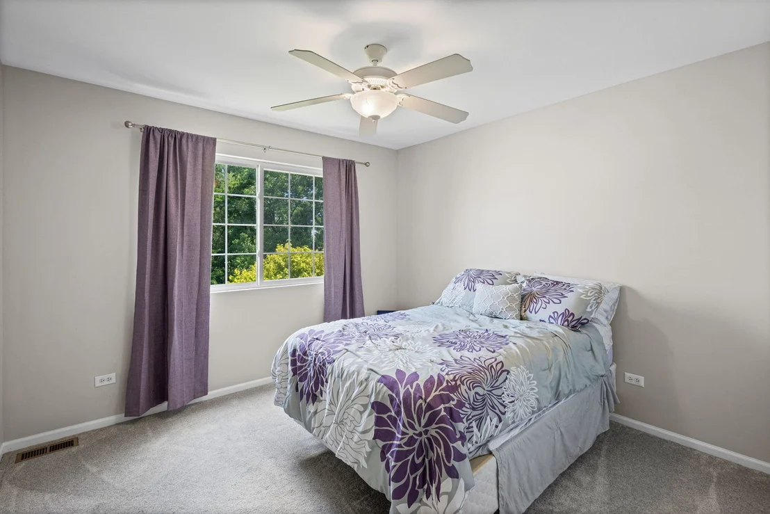 Photo of 1104 Colonial Drive
