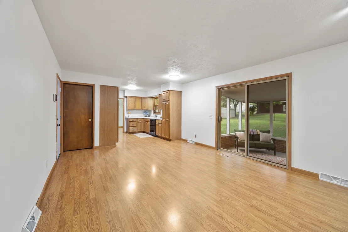 Photo of 210 Arlington Drive