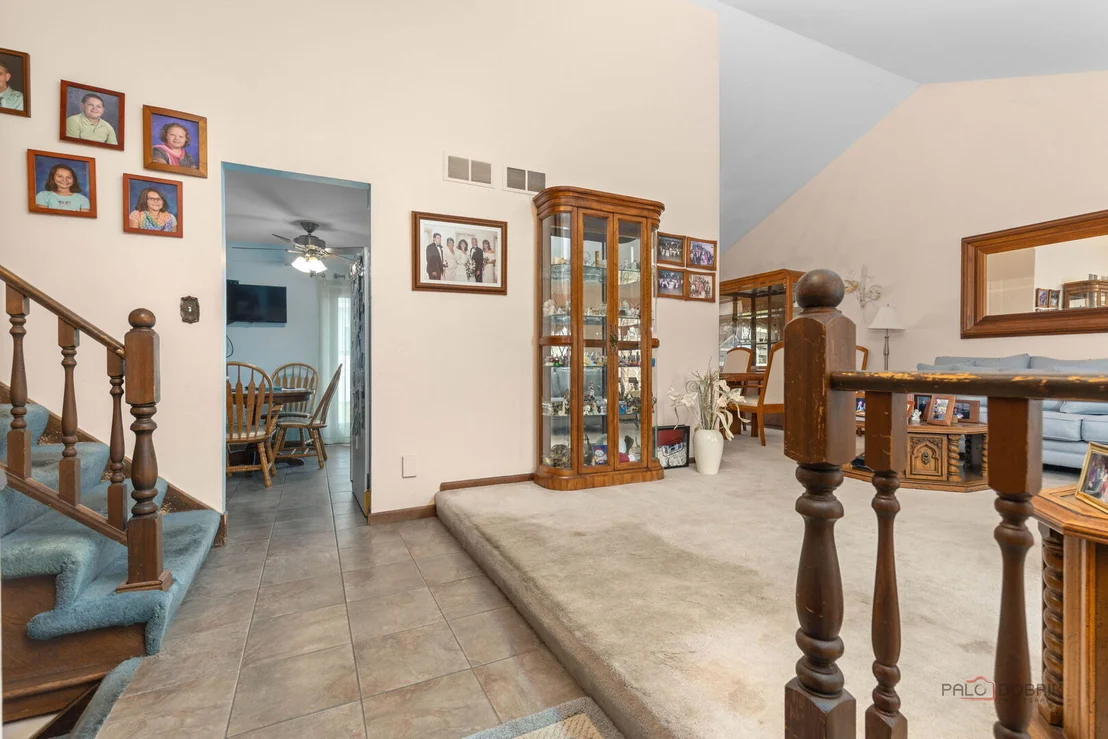 Photo of 1124 N Anvil Court