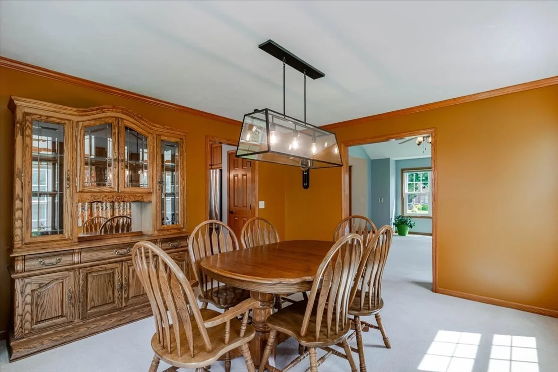 Photo of 9962 Wolf Hill Road