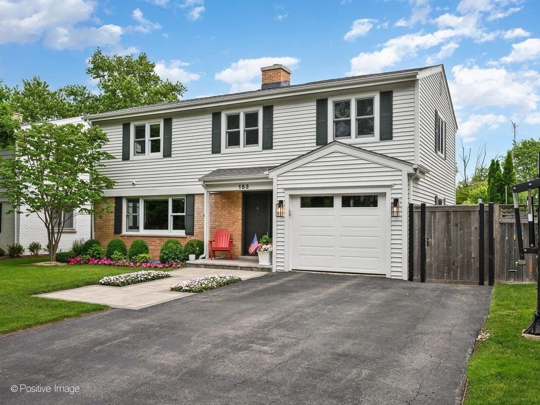 Photo of 153 Riverside Drive
