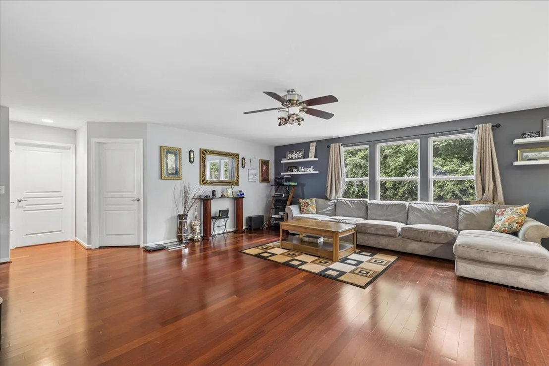 Photo of 4015 CYPRESS Drive