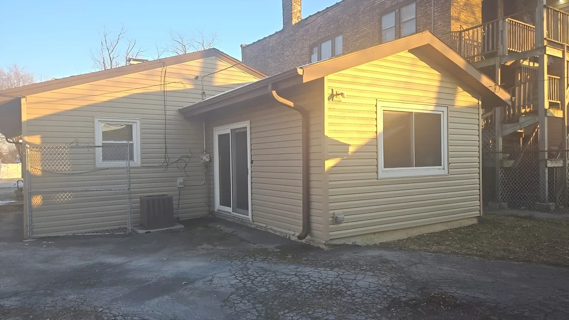 Photo of 16628 Winchester Avenue