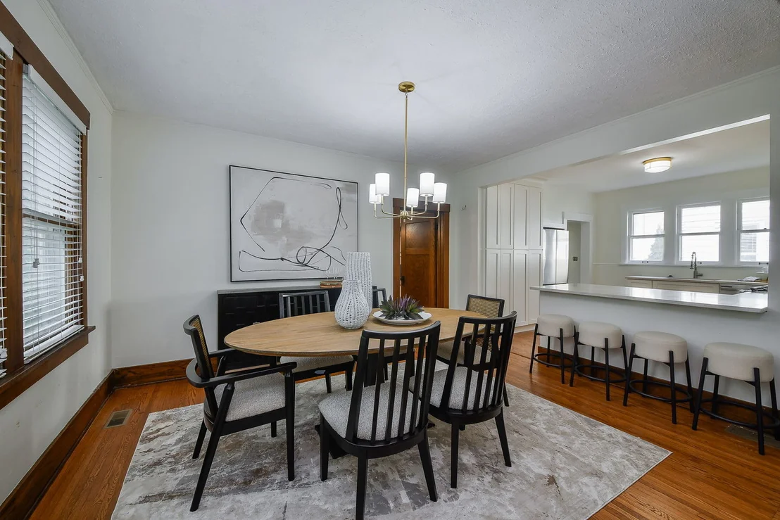Photo of 115 N Wright Street