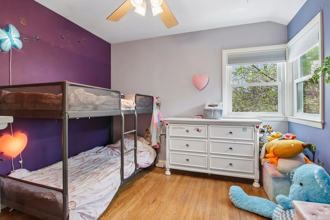 Photo of 245 Amherst Avenue