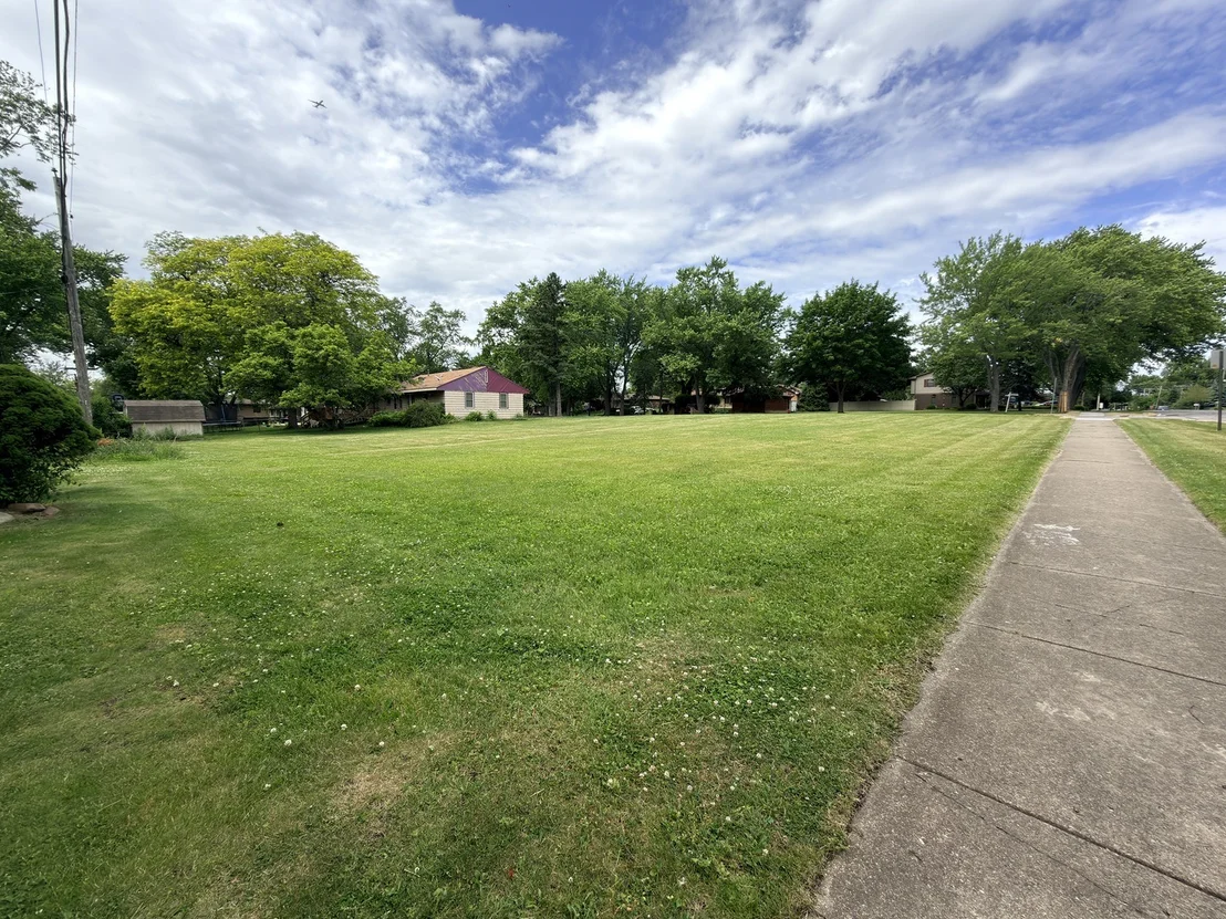 Photo of 2115 Cherry Avenue