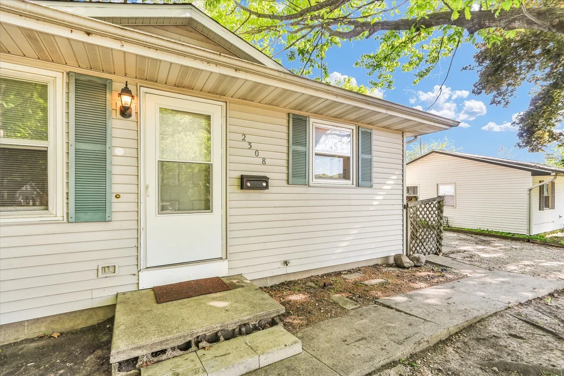 Photo of 2308 Lantern Hill Drive