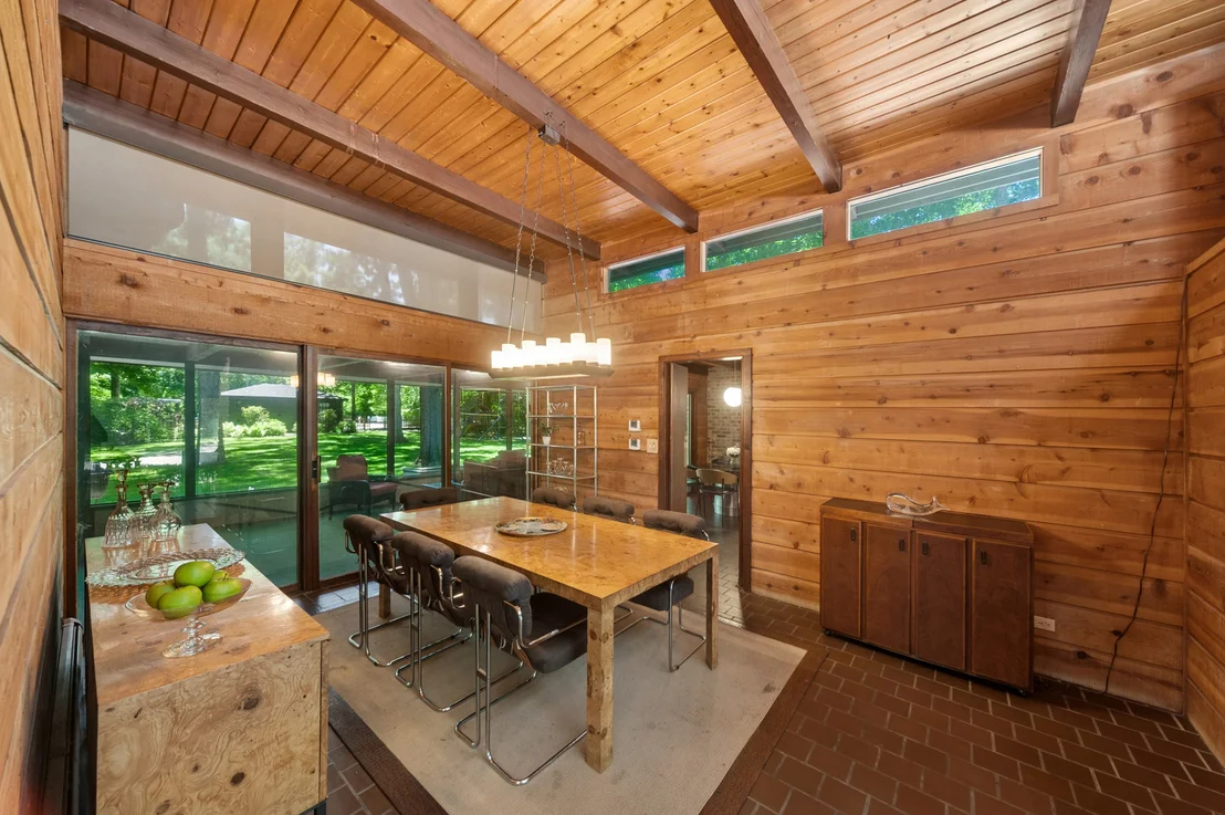 Photo of 3033 Blackthorn Road