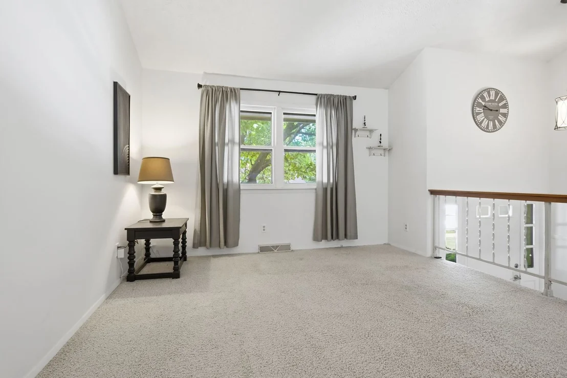 Photo of 218 Cambridge Drive