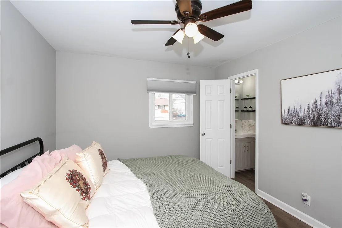 Photo of 814 Oriole Drive