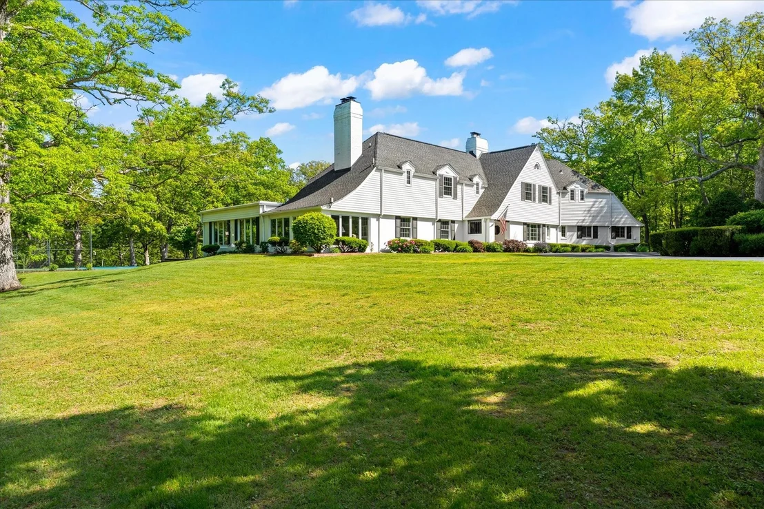 Photo of 27 Hickory Lane