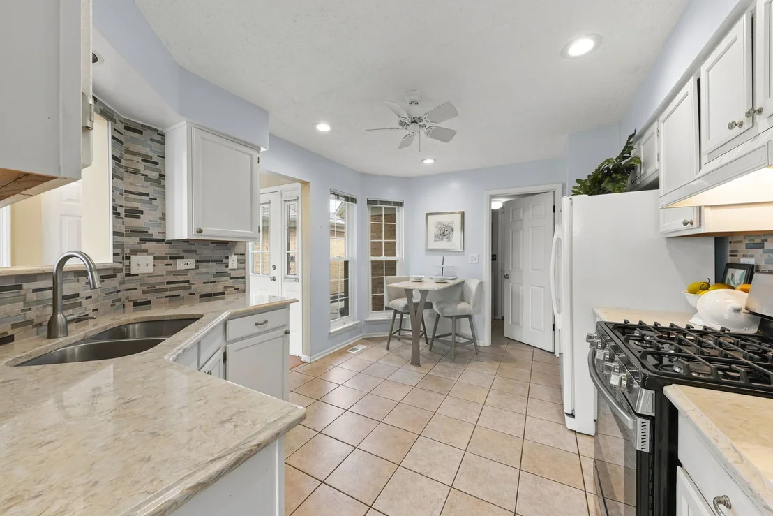 Photo of 314 CIMARRON Road