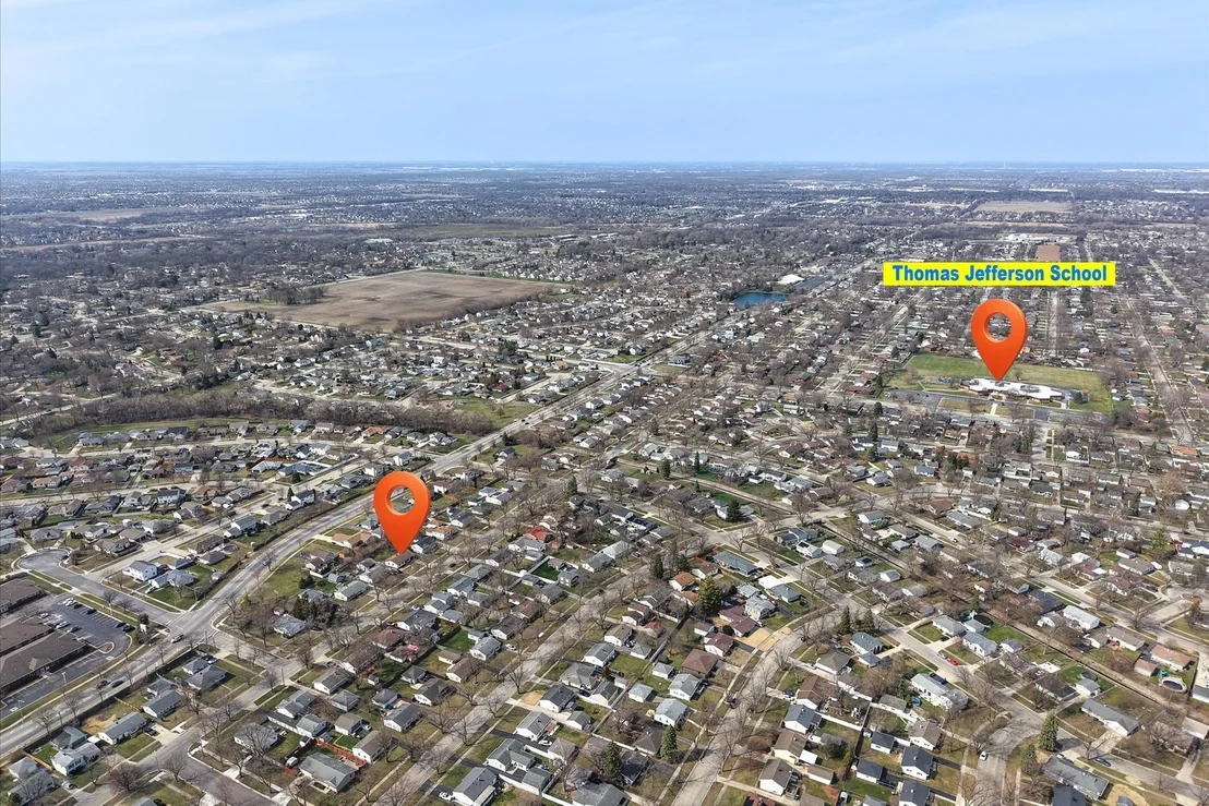 Photo of 115 Fairlane Drive