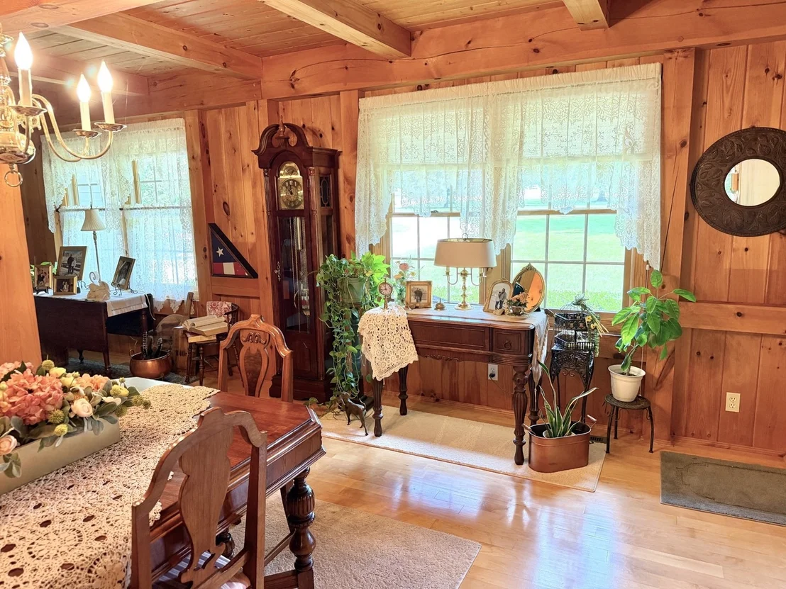 Photo of 610 Timber Ridge Road