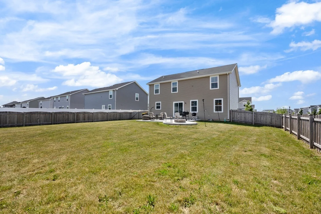 Photo of 552 Dawns End