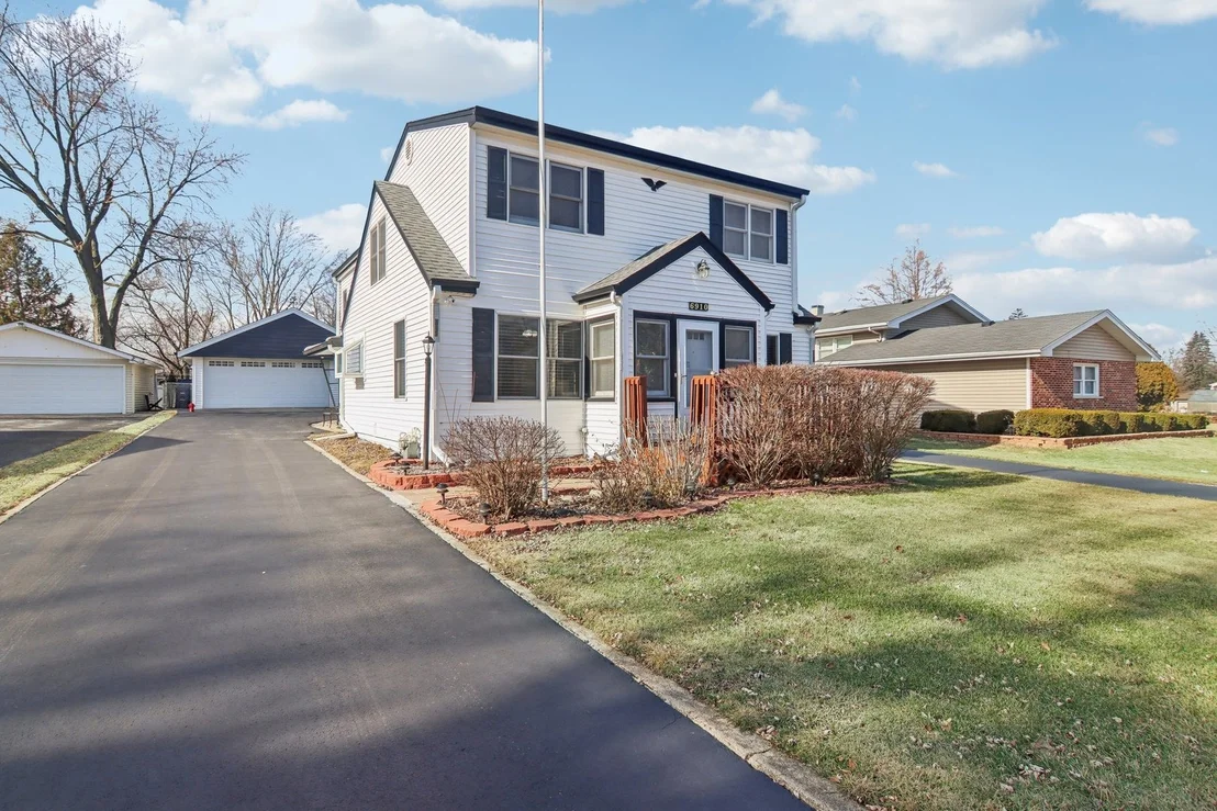 Photo of 6910 Eleanor Place