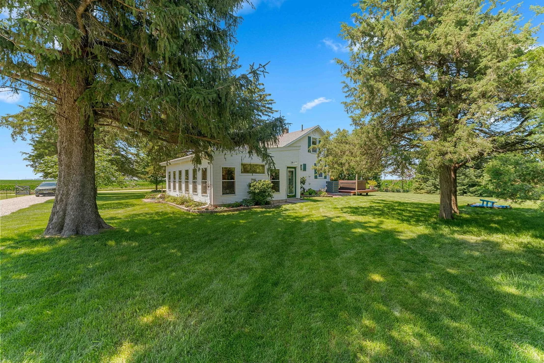Photo of 1392 RED BRICK Road