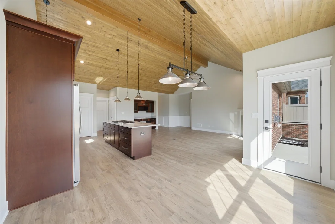 Photo of 19503 TRAMORE Lane