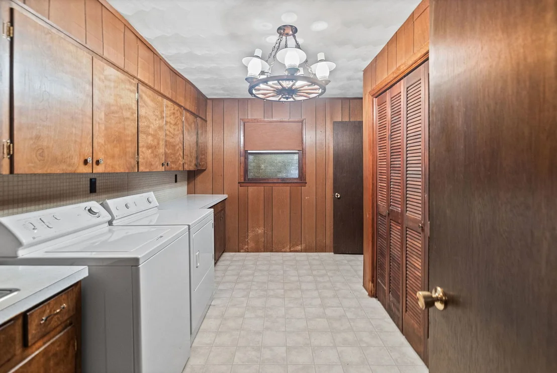 Photo of 414 Gilliland Road