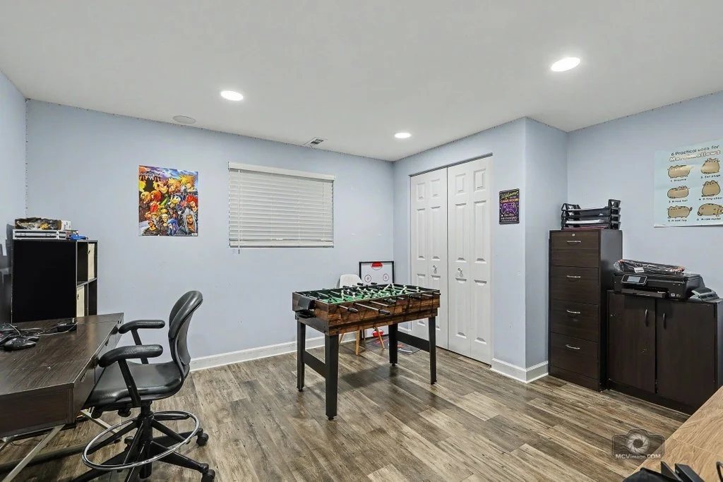 Photo of 437 Raintree Drive