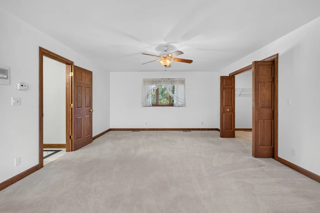 Photo of 1646 Valley View Road