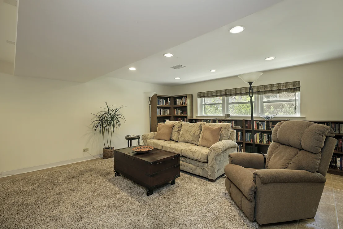 Photo of 621 Romona Road