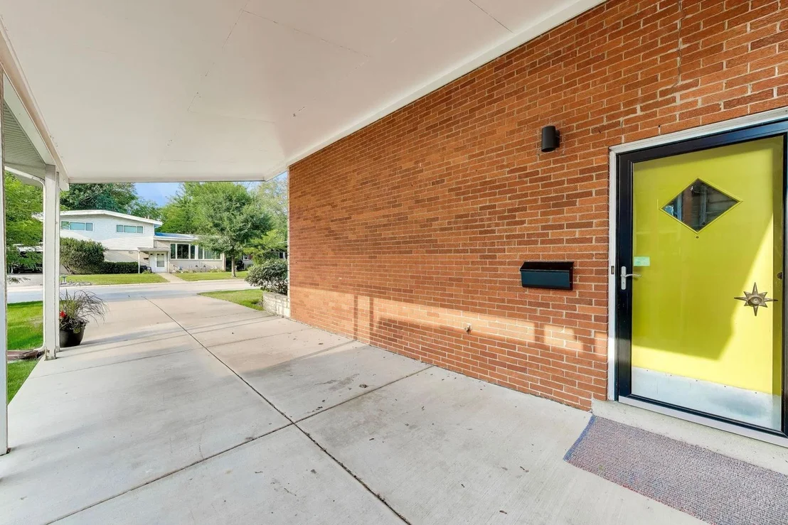 Photo of 3827 White Cloud Drive