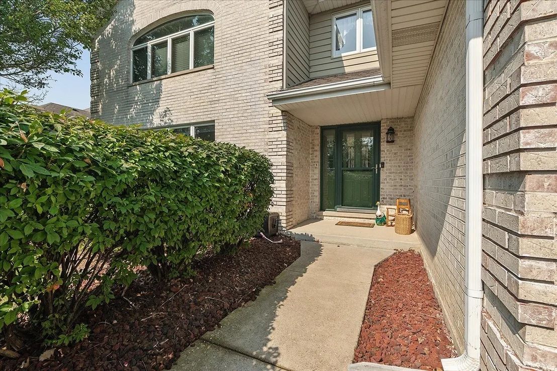 Photo of 19444 Everett Lane
