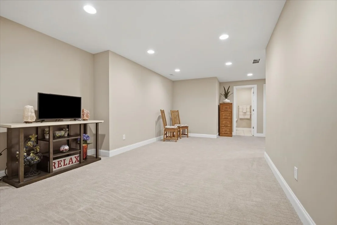 Photo of 46 Conway Circle