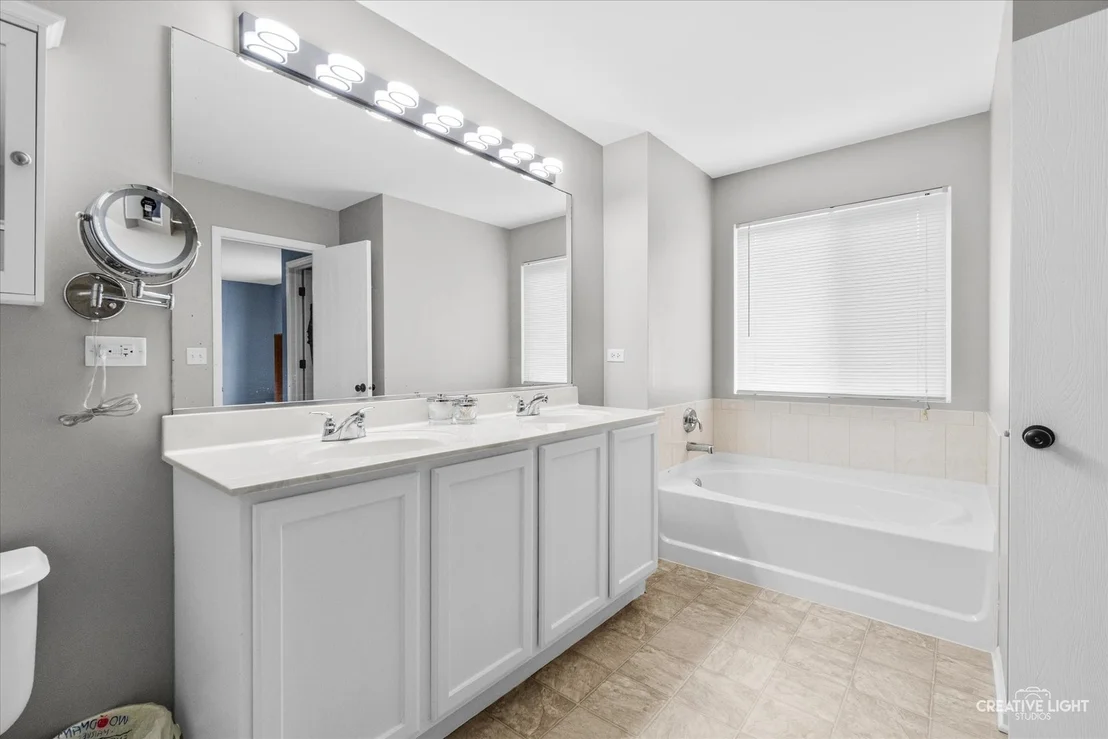 Photo of 830 Valley Stream Drive