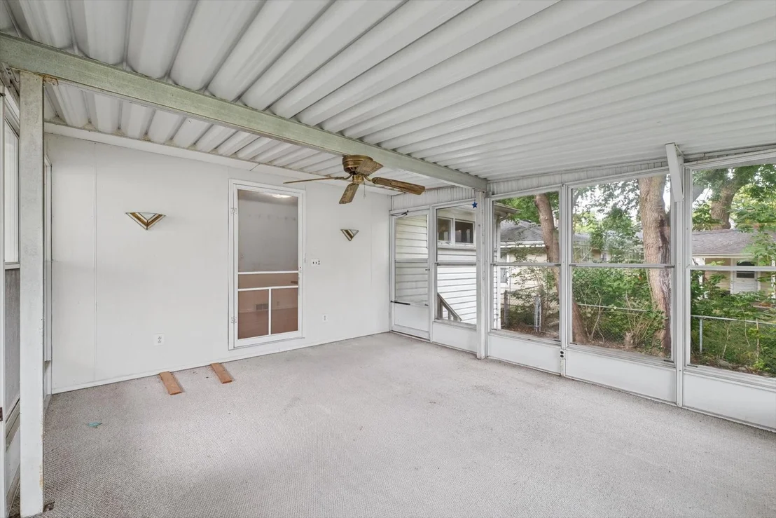 Photo of 705 Dover Place