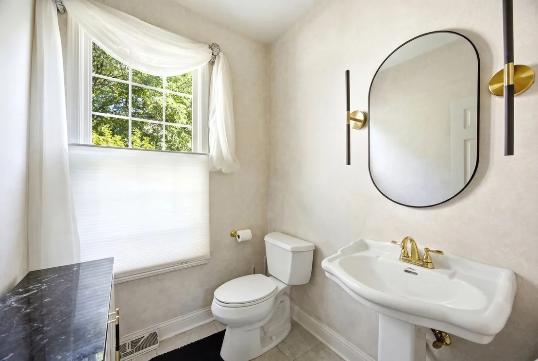 Photo of 2284 Cairnwell Drive