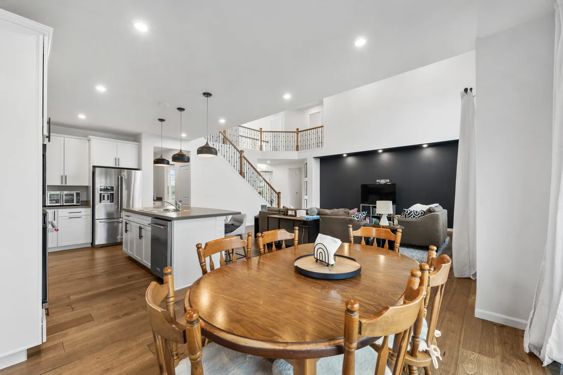 Photo of 940 Treeline Drive