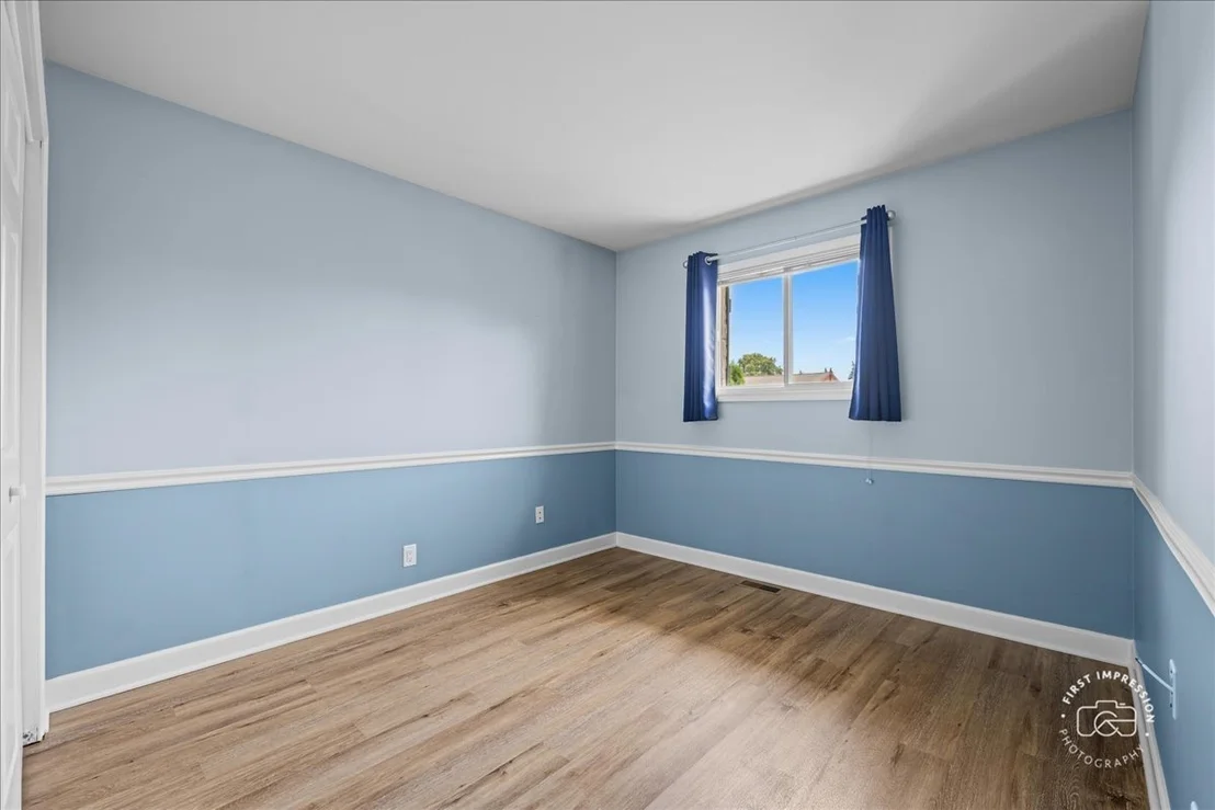 Photo of 220 Edgehill Drive