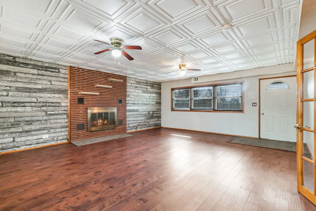 Photo of 4539 Clyde Avenue