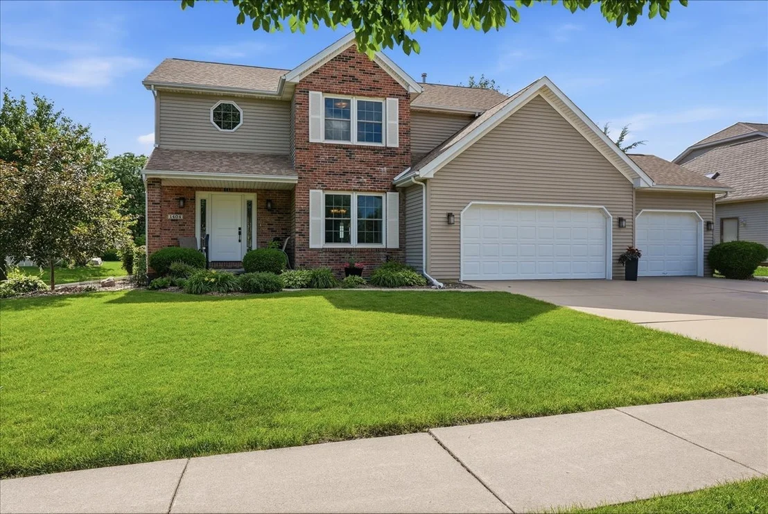 Photo of 1404 Broad Creek Road