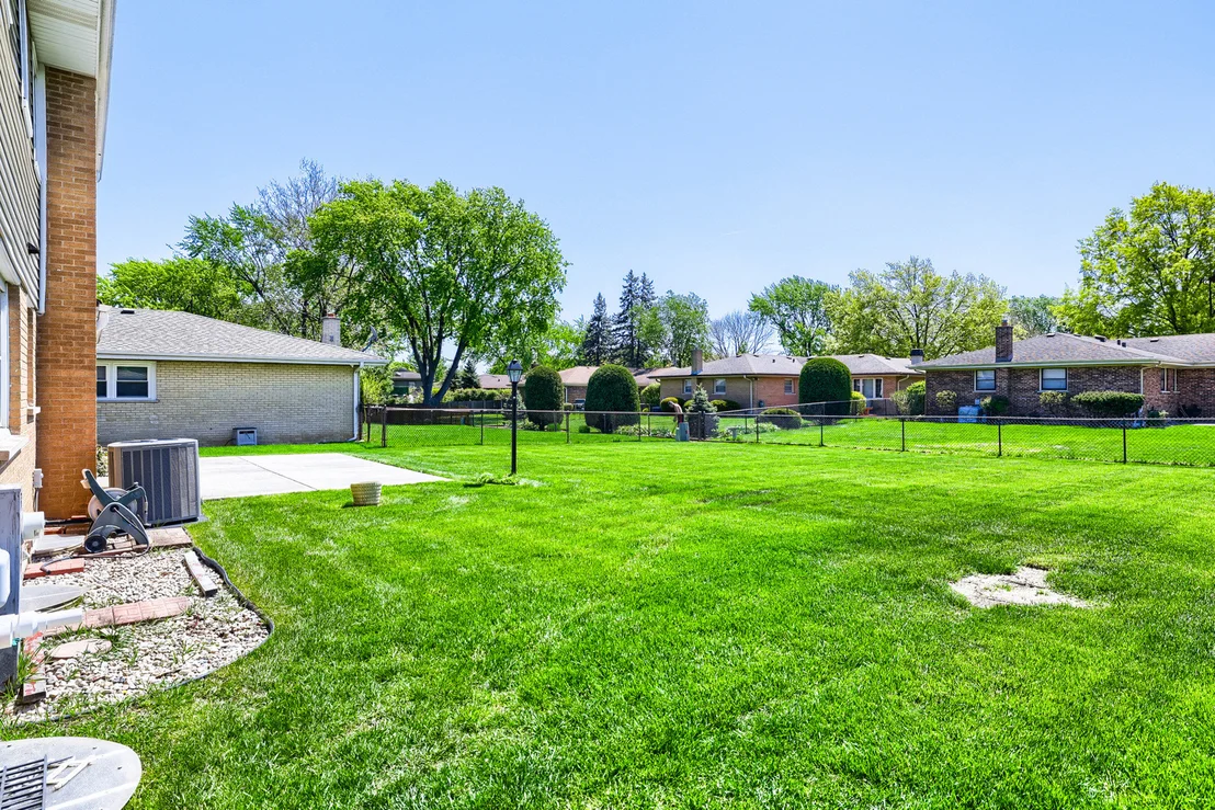 Photo of 1111 W Ash Drive