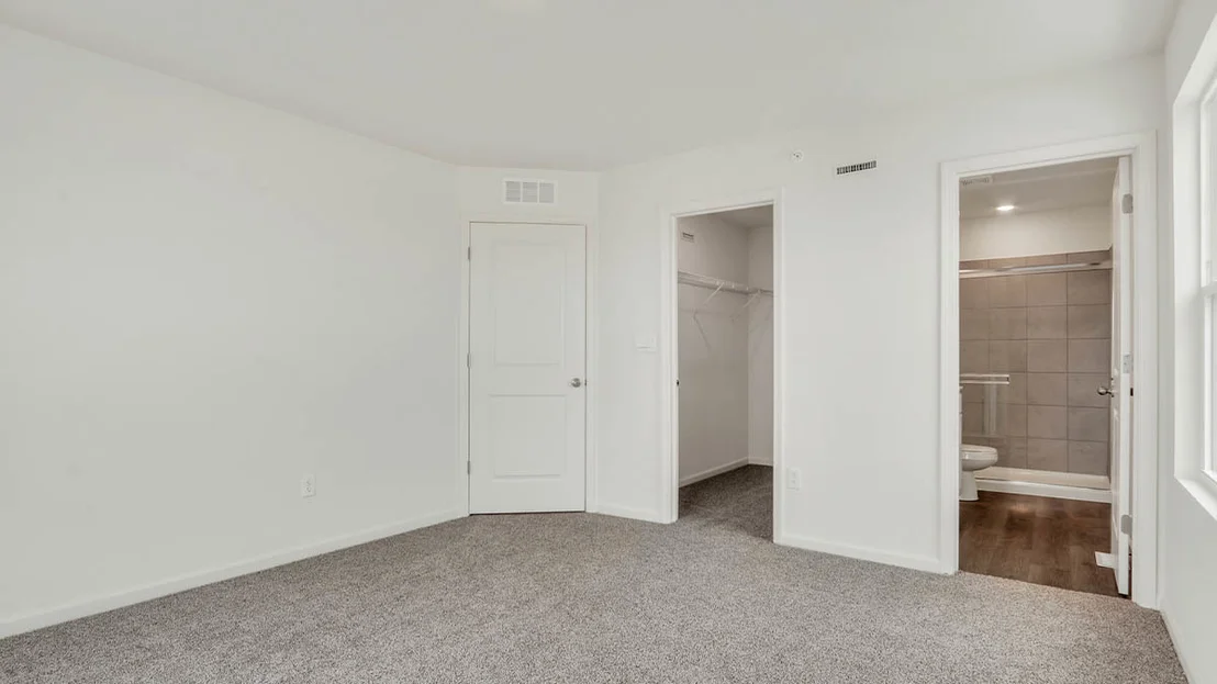 Photo of 1374 Foxglove Drive