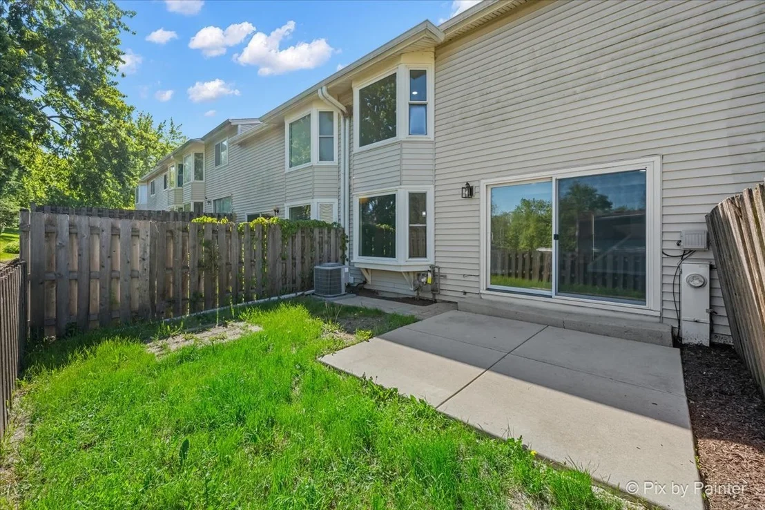 Photo of 166 Tracy Way