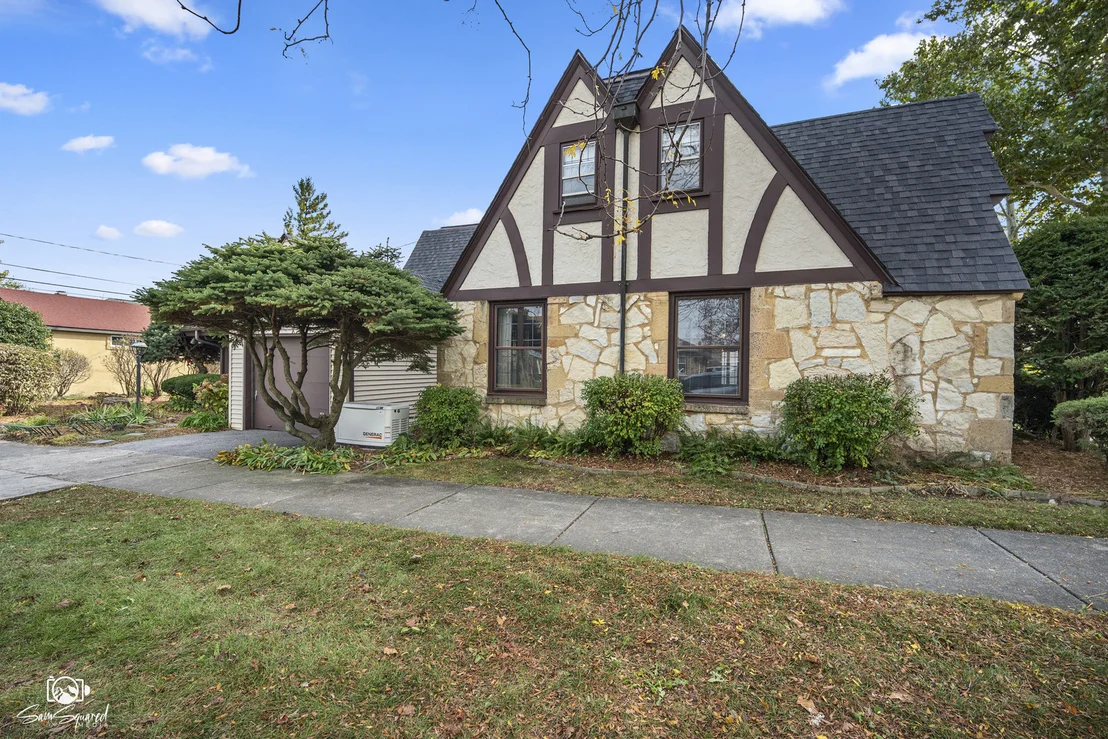 Photo of 420 Mack Street