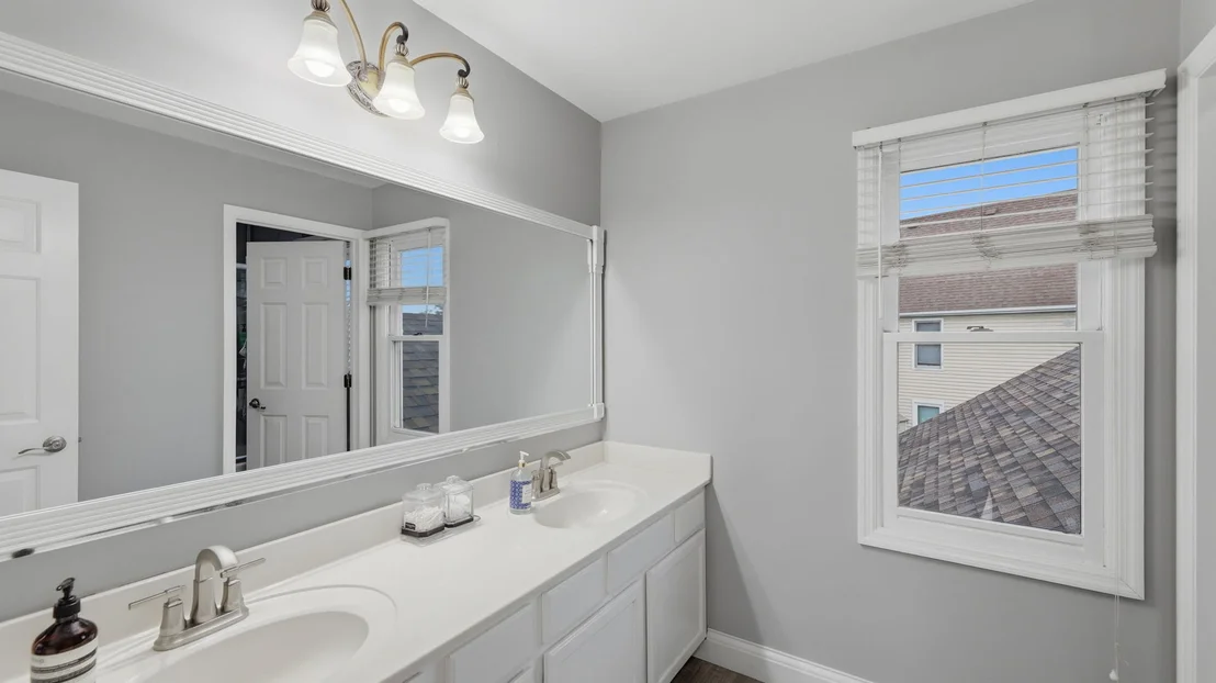Photo of 1116 Adler Street