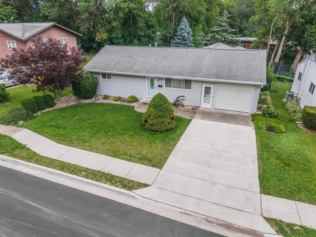 Photo of 218 N Coolidge Street