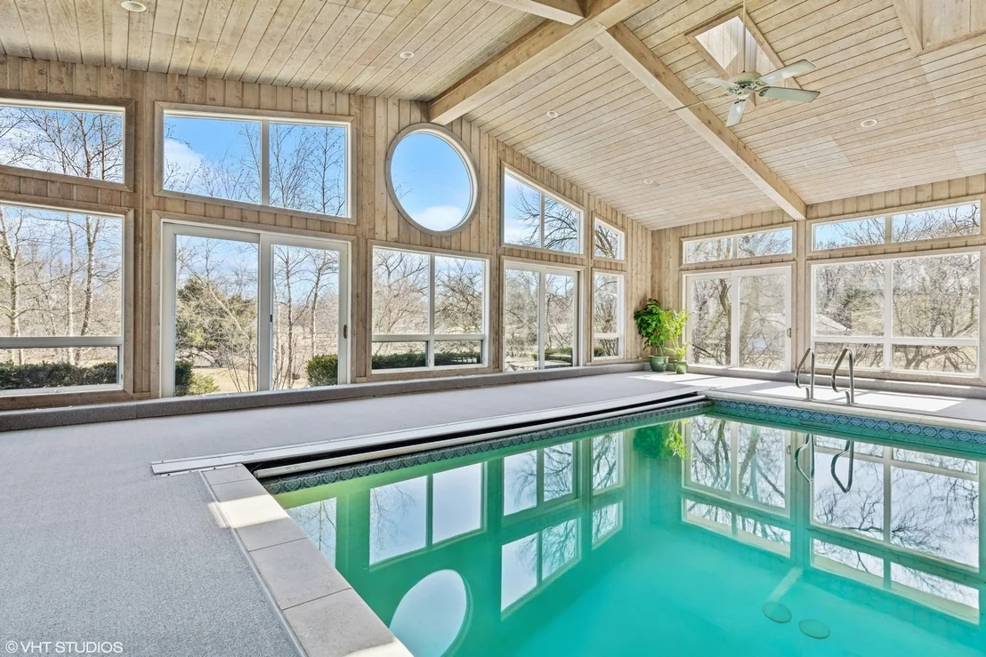 Photo of 560 Oak Knoll Road