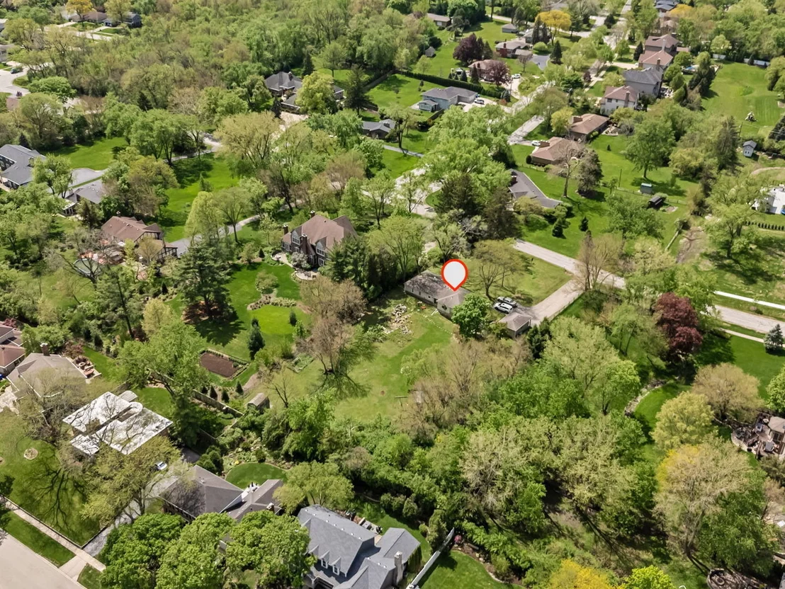 Photo of 1S655 Taylor Road